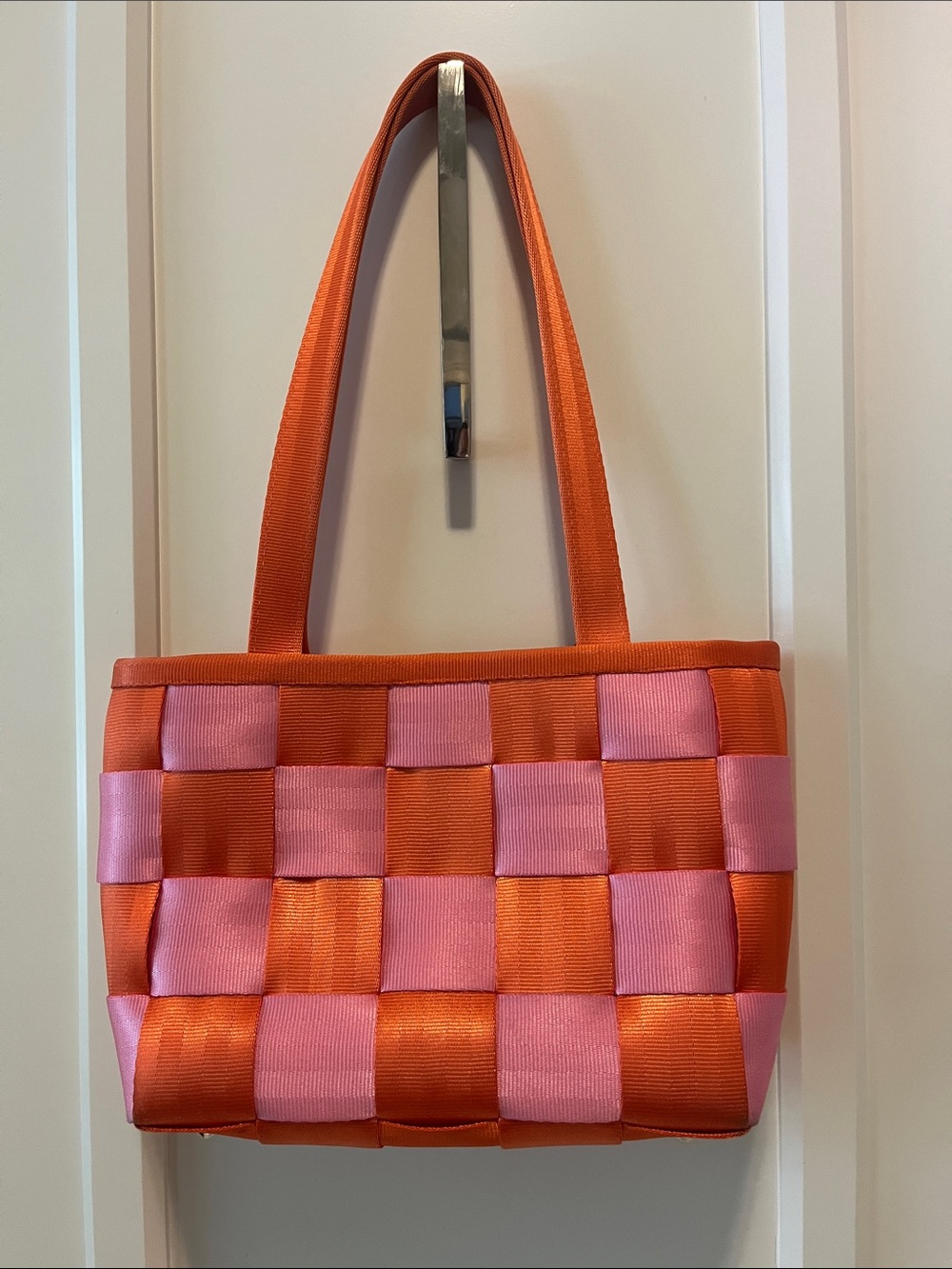 Harveys The Original Seatbelt Bag Orange Sherbet Woven Bag Ltd Edition - Picture 2 of 13